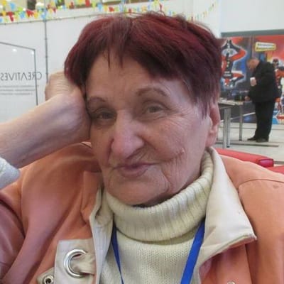 Анна Селезнёва